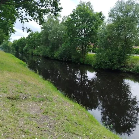 Vakantiehuis Neu! Am Kanal